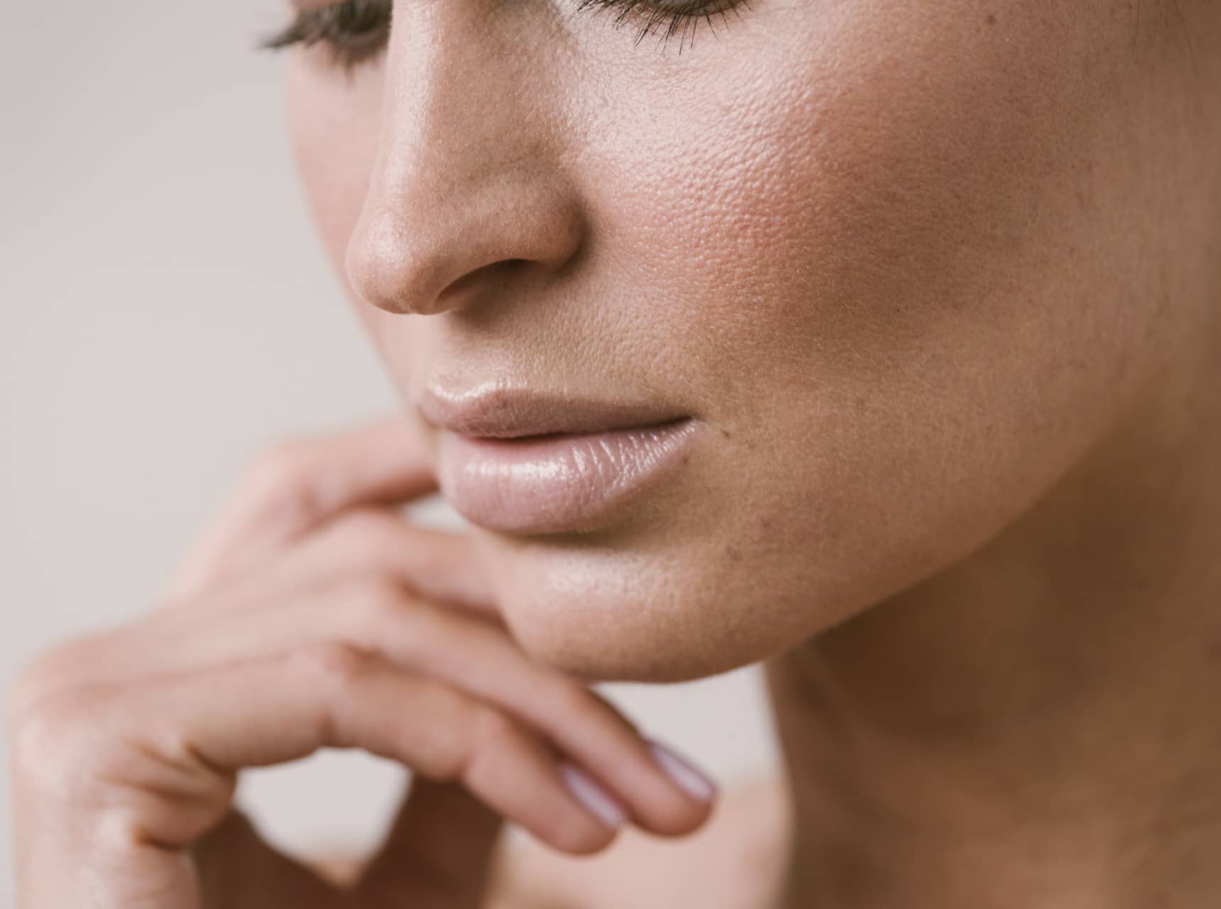 Comment affiner la pointe de son nez ? | Dr Raspaldo | Genève